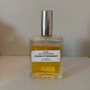 A.P.C. Fleur D Oranger